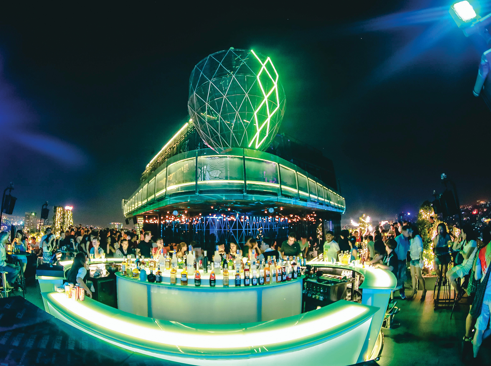 Những quán bar ở trung tâm thành phố