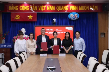 VNPR VÀ TRUNG TÂM XÚC TIẾN DU LỊCH TP.HCM. ĐẨY MẠNH HỢP TÁC